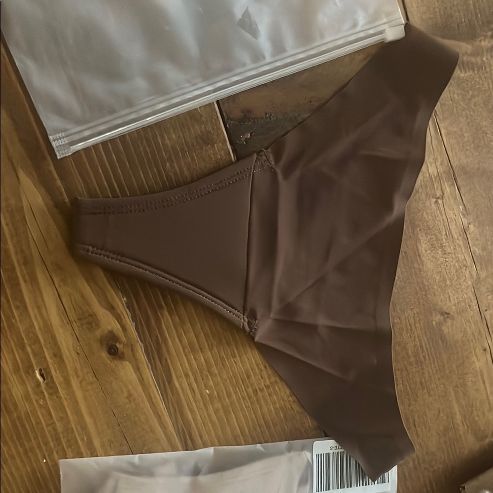 3 pairs new paragon Bikini thongs